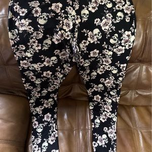 Torrid Skull + Flowers Leggings
